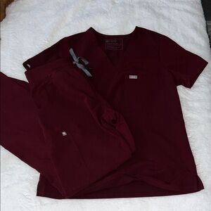 FIGS Maroon Scrub Set